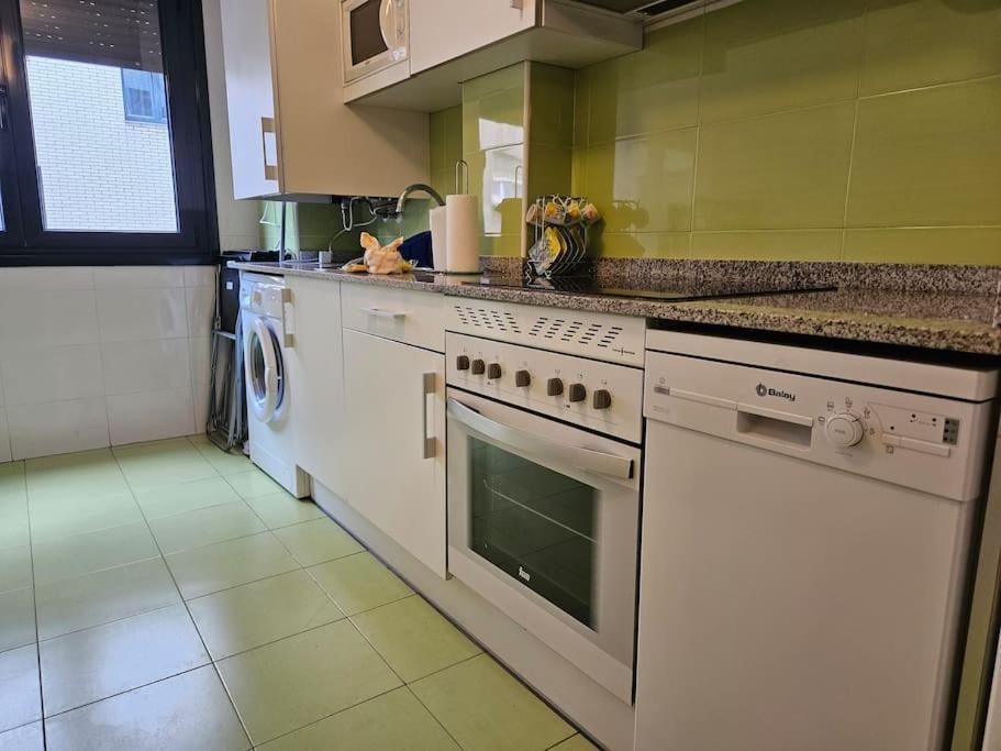 1A106 Amplio Y Comodo Apartamento Gijón Buitenkant foto